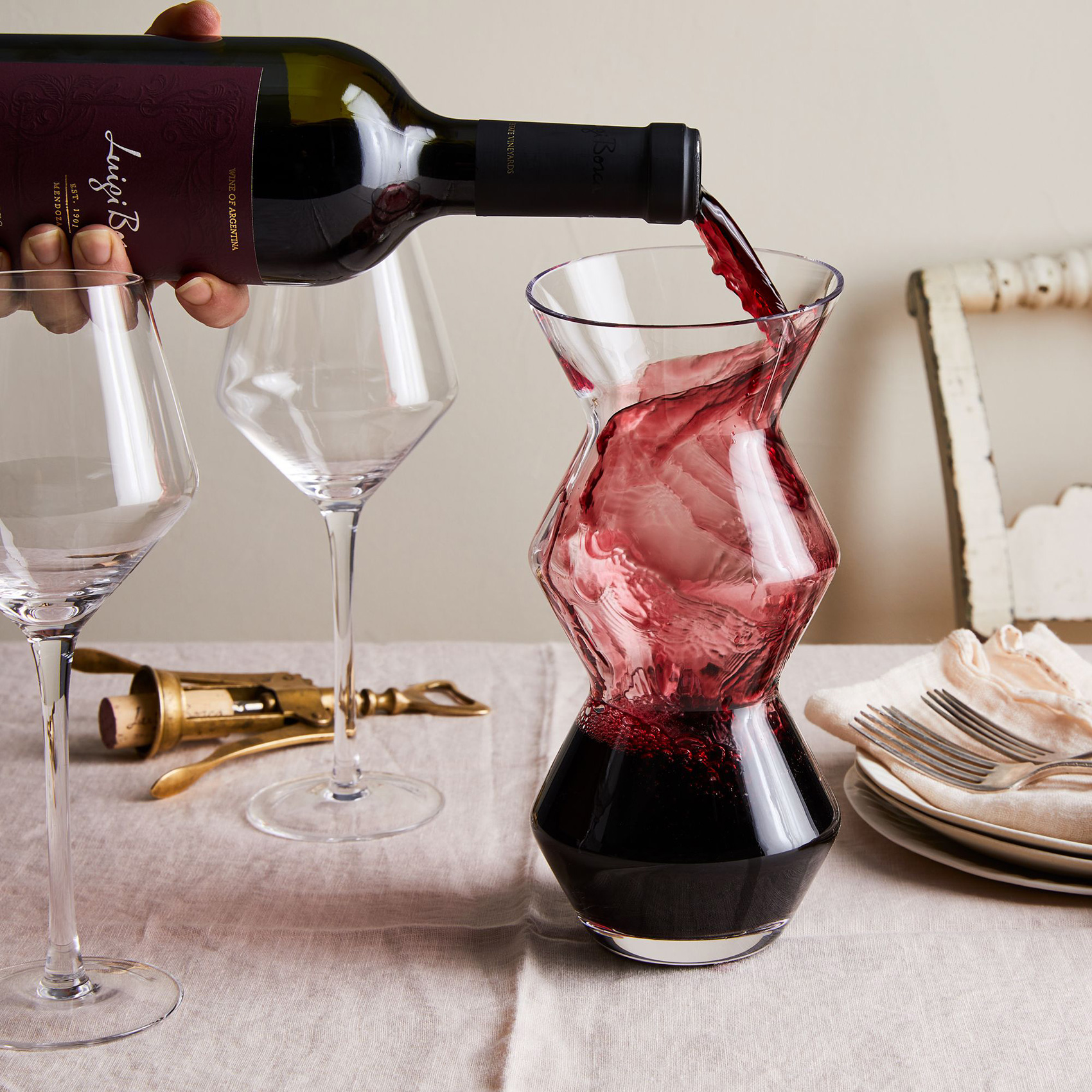 magisso_glass-aerator-carafe_drink_ty-mecham_food52